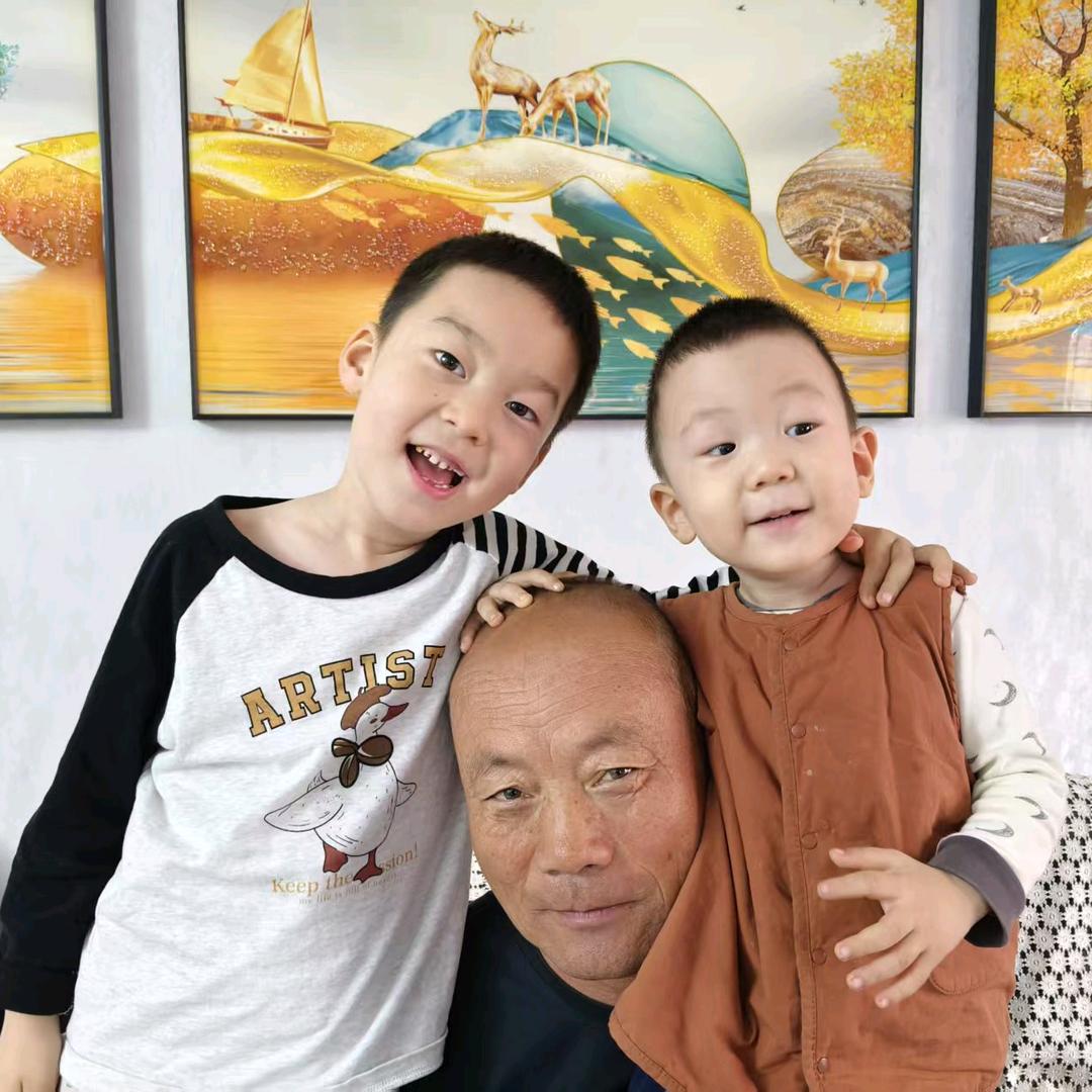 李建新