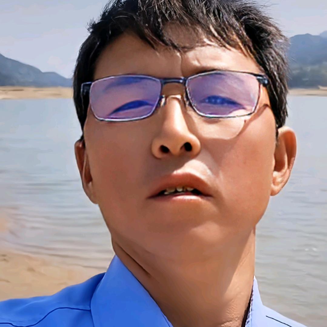 从小喜欢走江湖，看世界