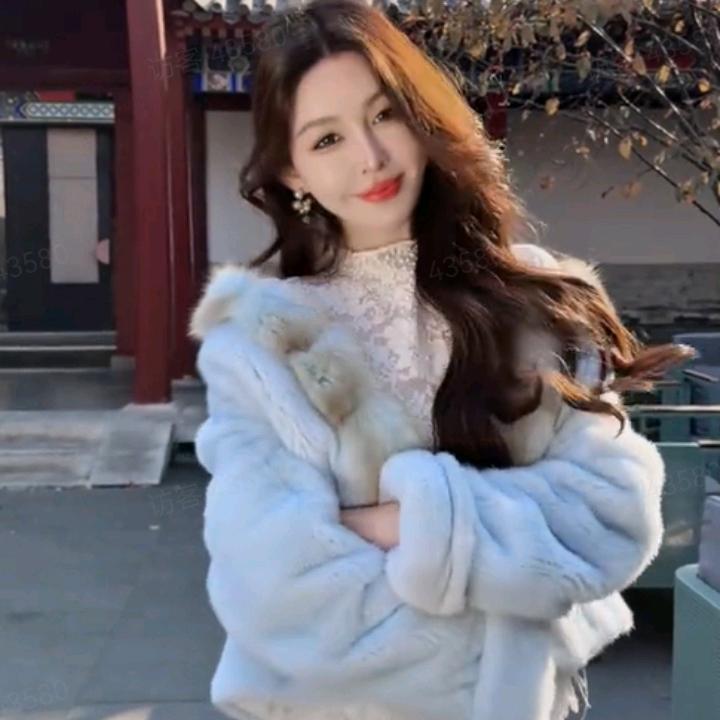 余潇潇(时尚潮流)