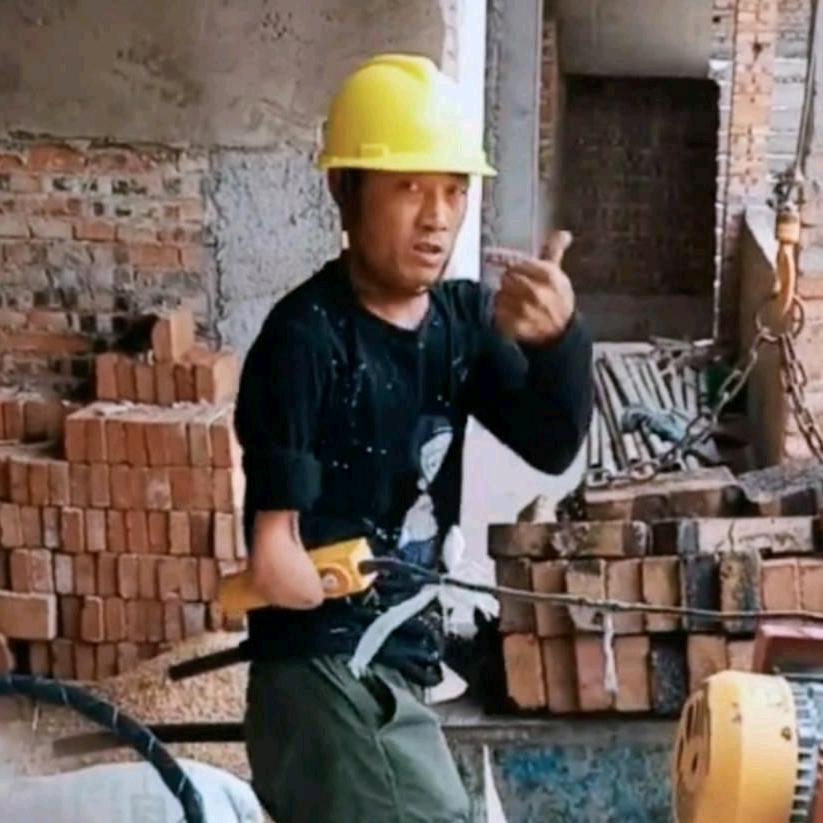 龙腾小周