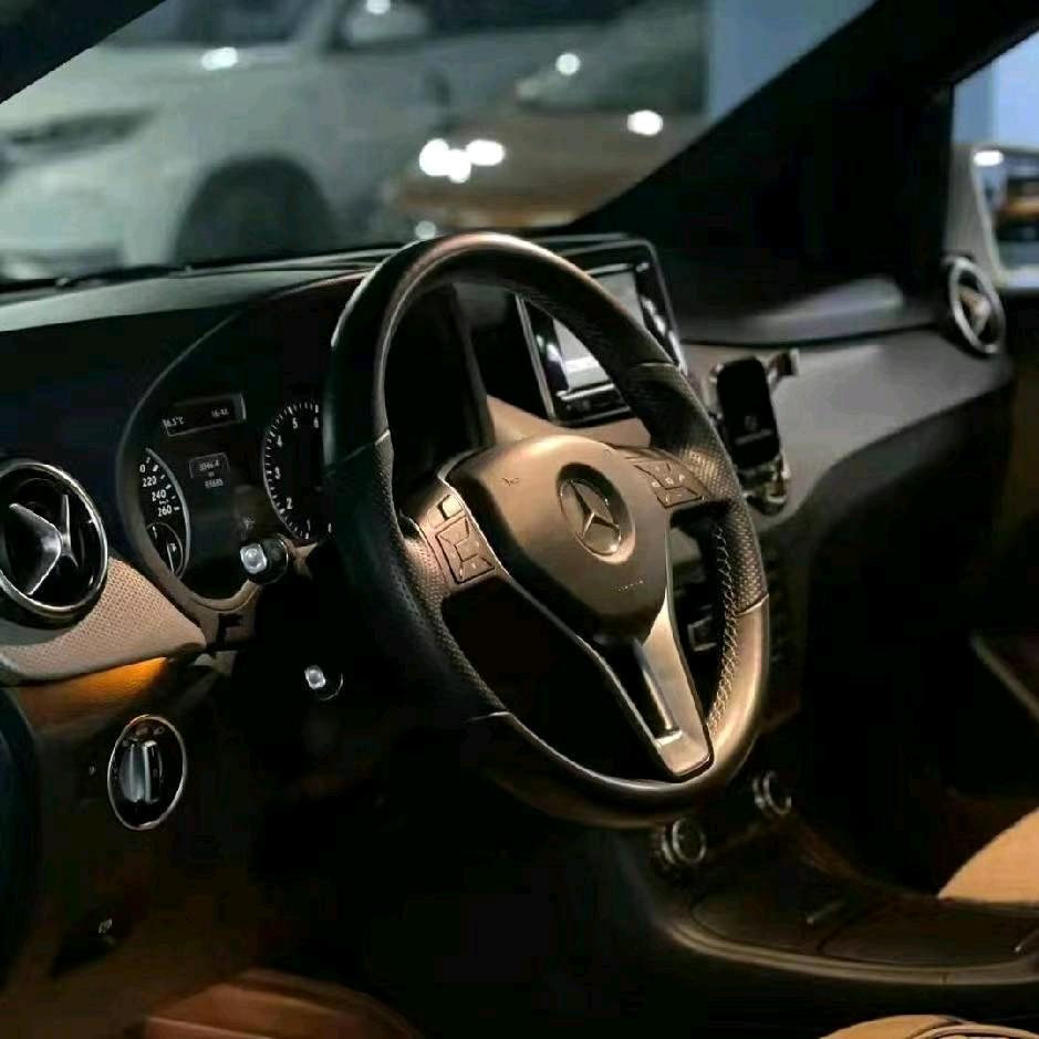 ~: ℯ⃝永红℘࿐。