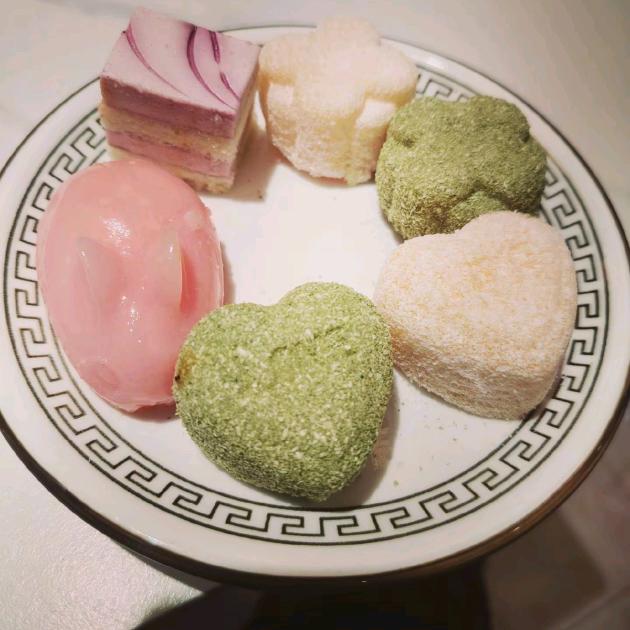 ꧁༺芬༻꧂