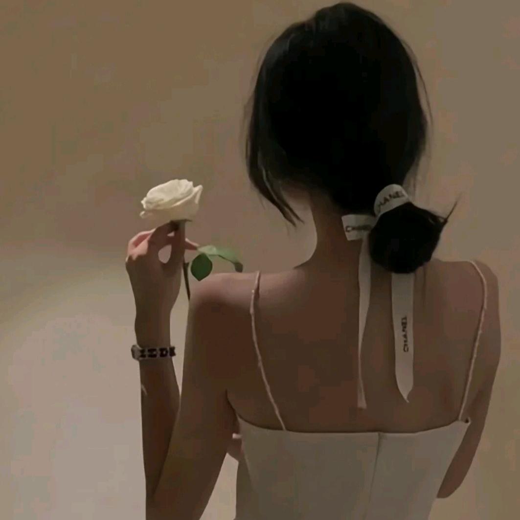 何一杯  (活跃）