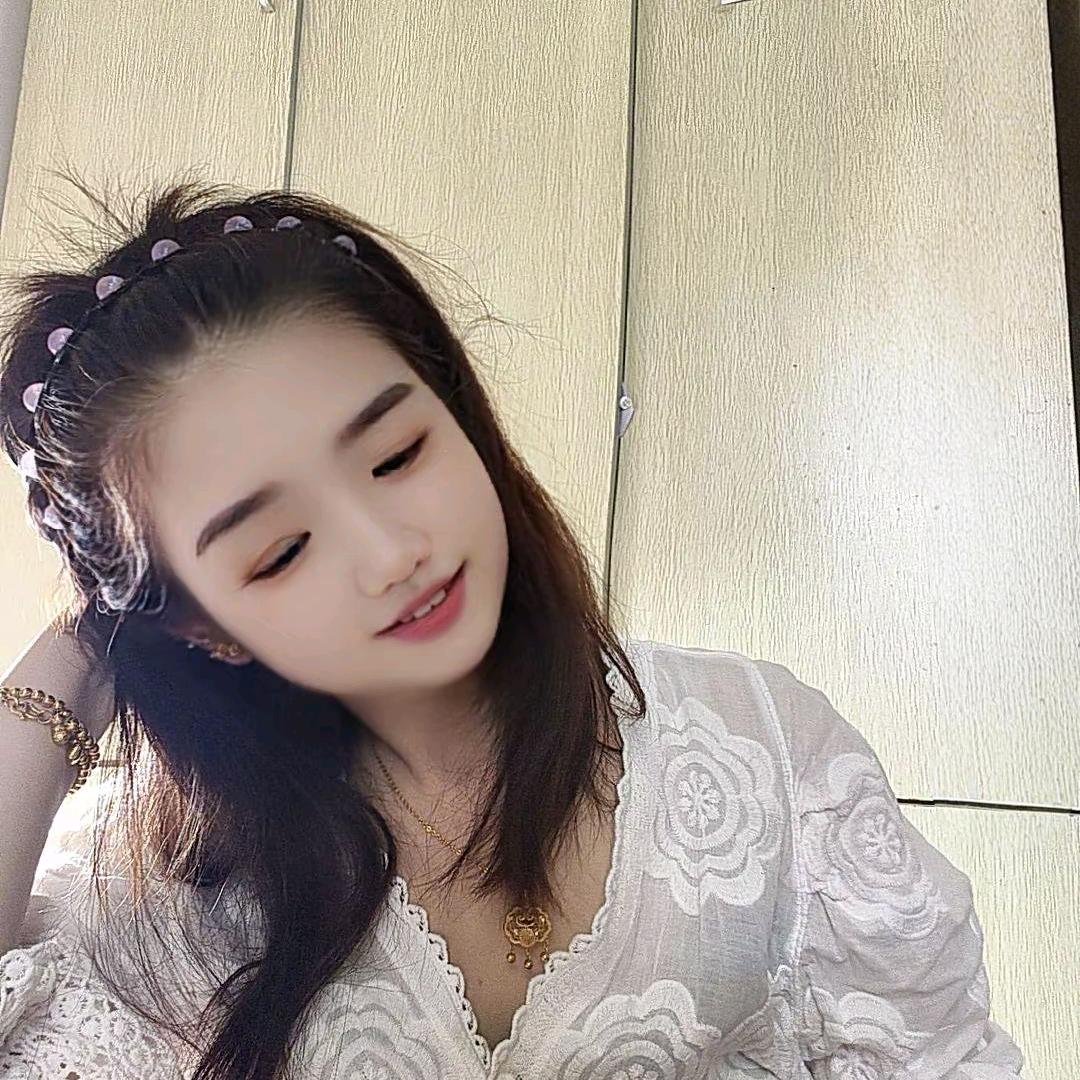 刘梅子🍀（俏巴县的）