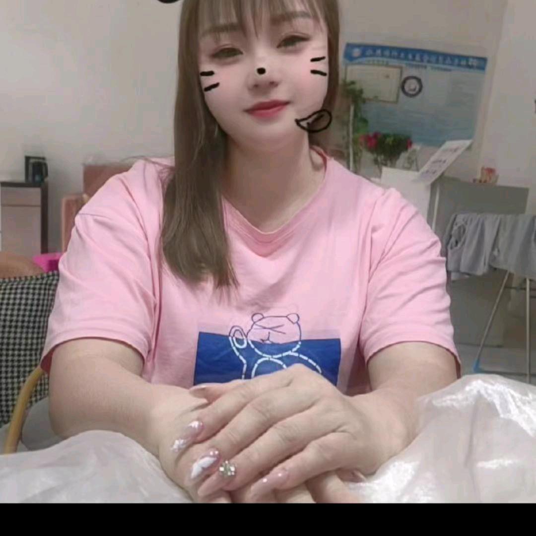 小可爱🌹🌹🌹
