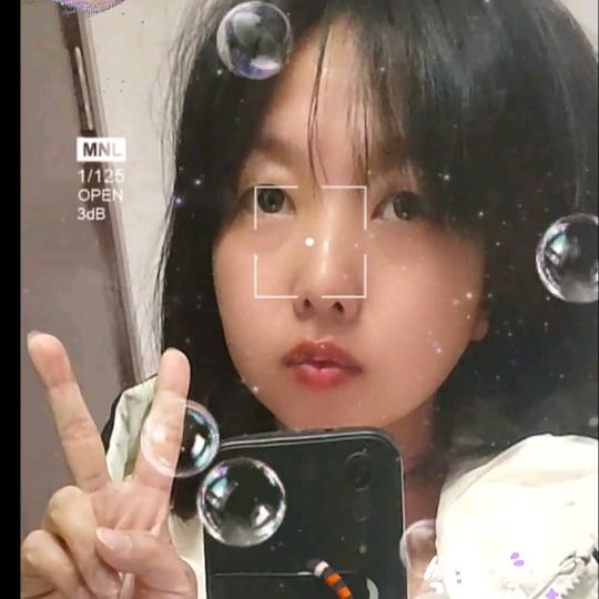 横店群演:魏来可期(静静)