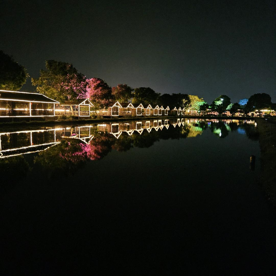 绿水鹅庄（原 颐禾园 ）