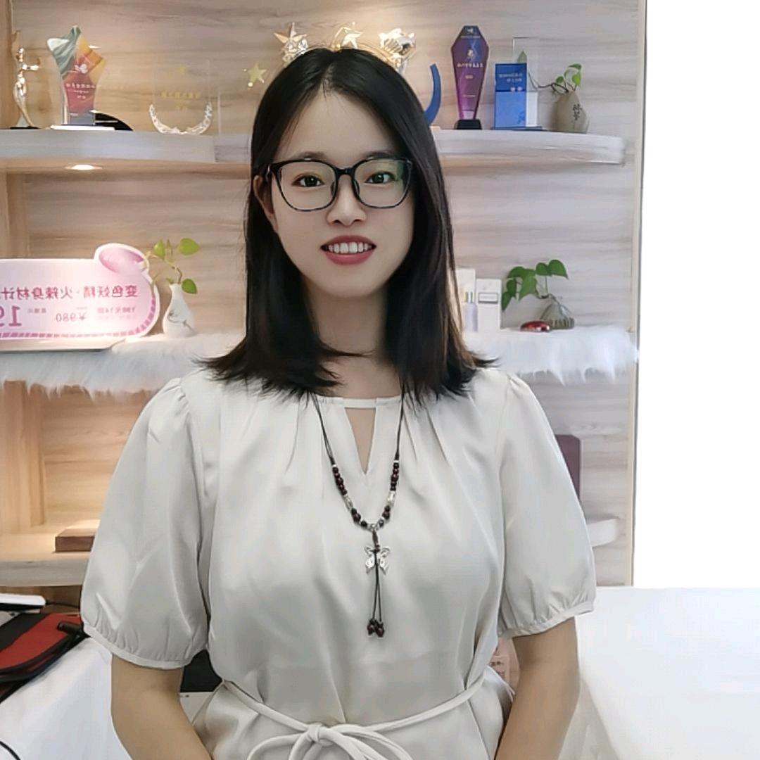 小怪瘦轻体中心(荣成四季广场店)素琼