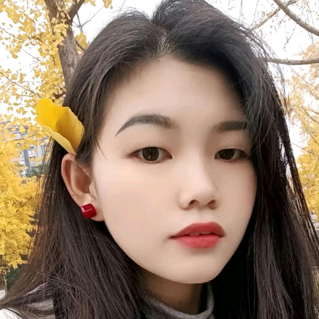 芳芳🌸🌸🌸🌸