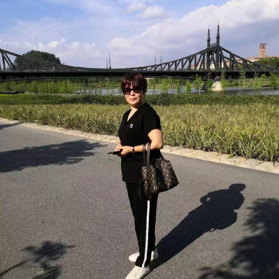晨尘