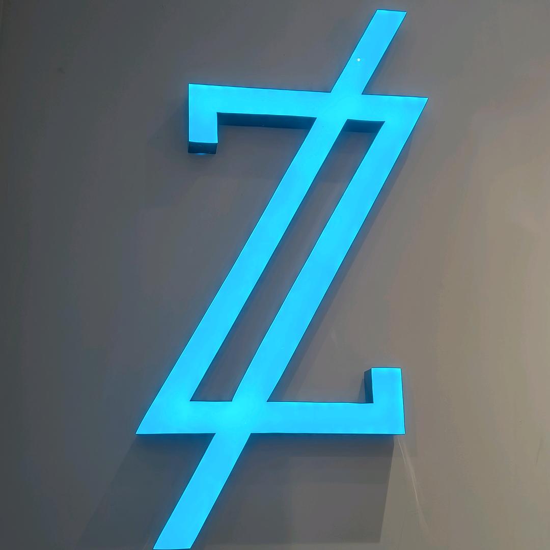 钟祥雅斯城市佐罗