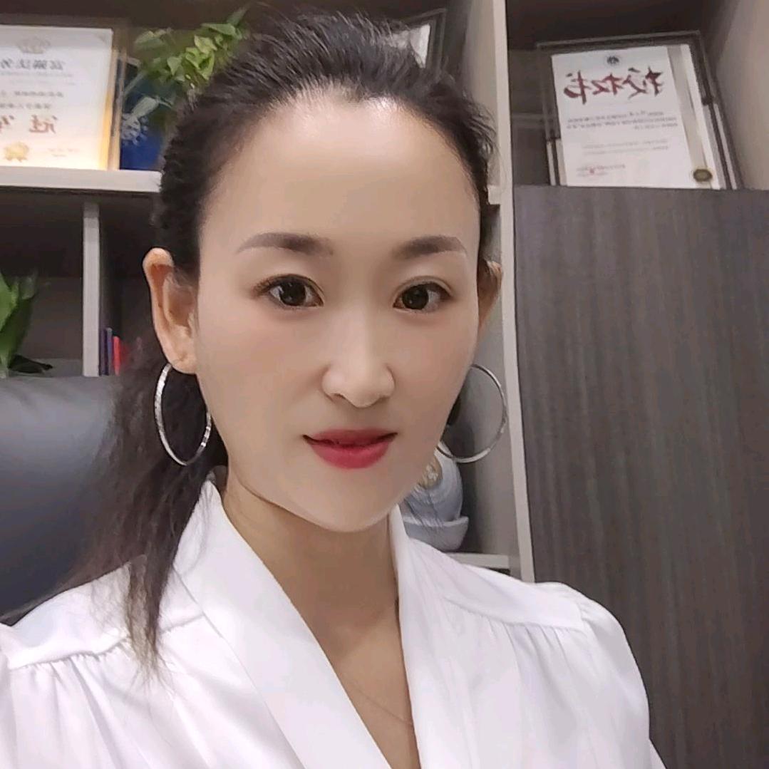 律商经济人邓小燕