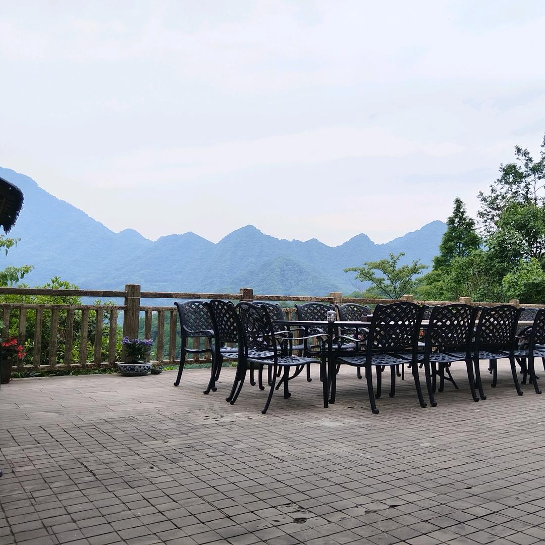 青城山泰安雅居民宿