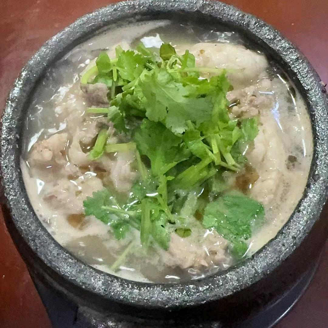 画金铭黑砂锅/八里营壮馍