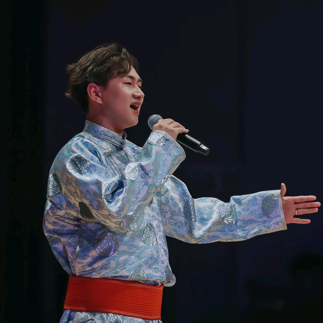 小镇歌唱家