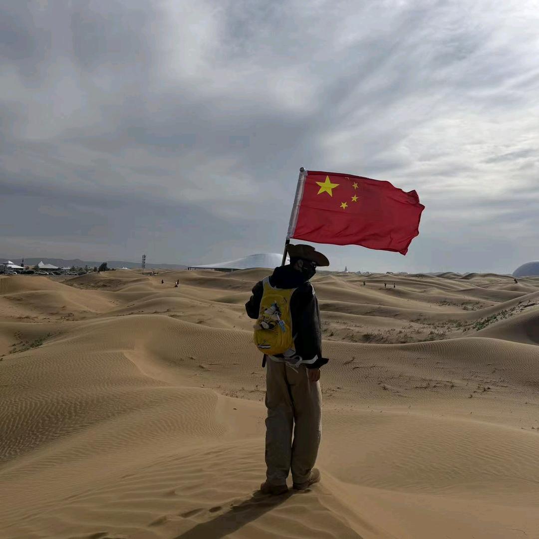 洲洲小鼠