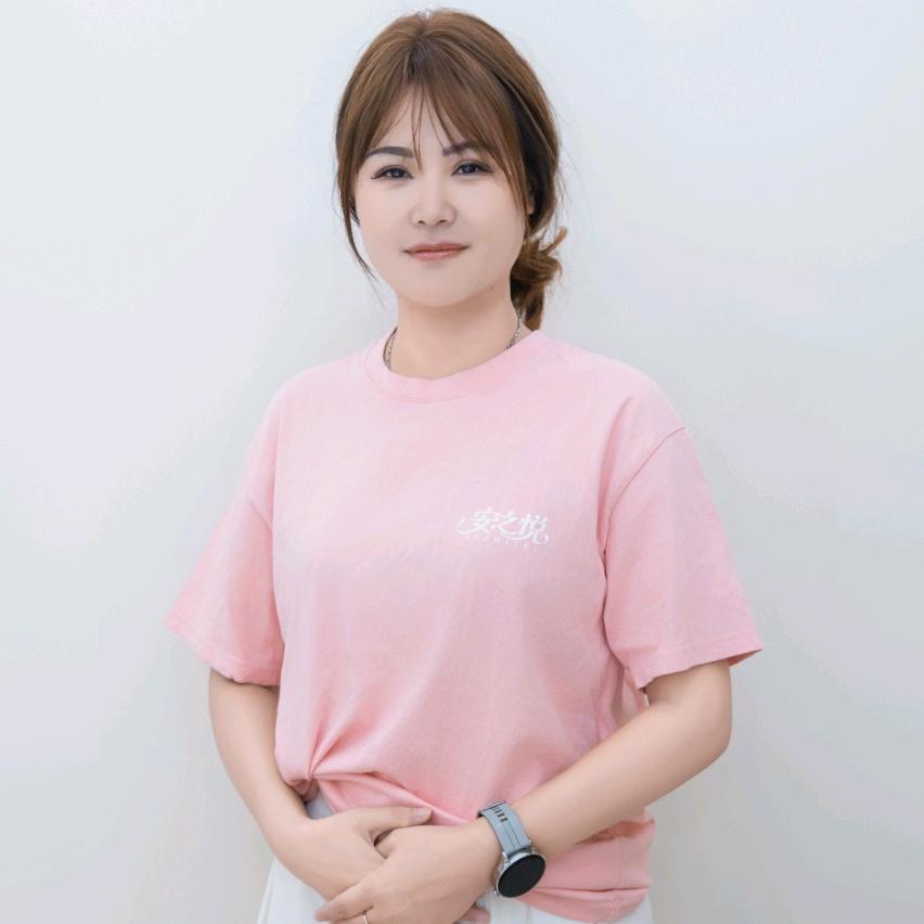 介休龙城好孕月嫂部张老师