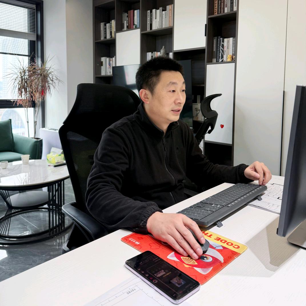 德阳装修占坤(亦品装饰)