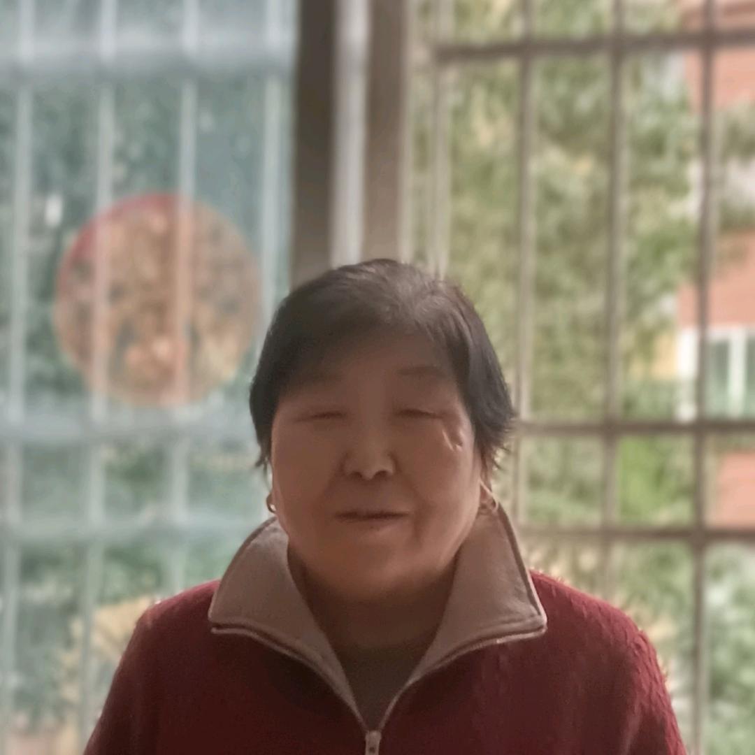 帅帅奶奶（开播8：10和7：10）