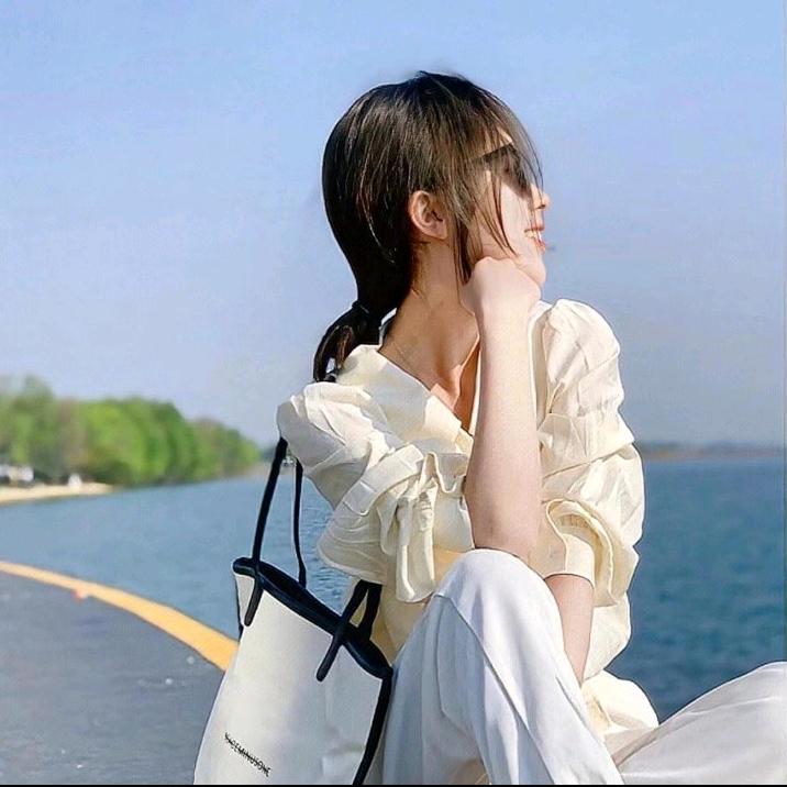 乐饰全球美妆礼品集合店(雅卓花园店)振利凤商贸是啊2直播号