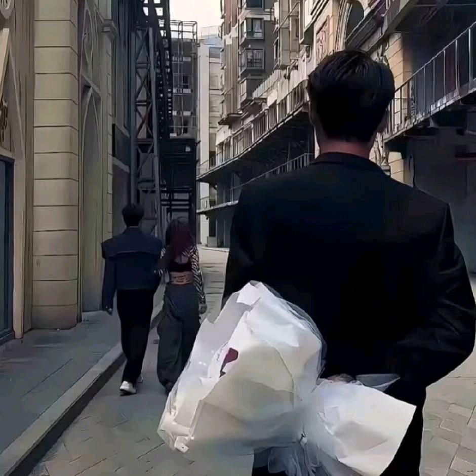 满哥……