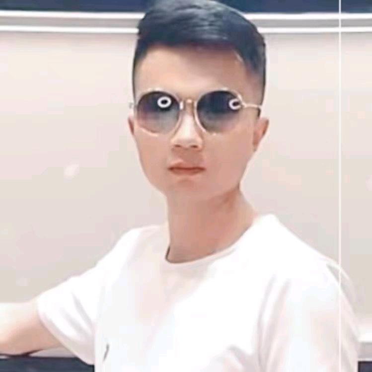 阿威
