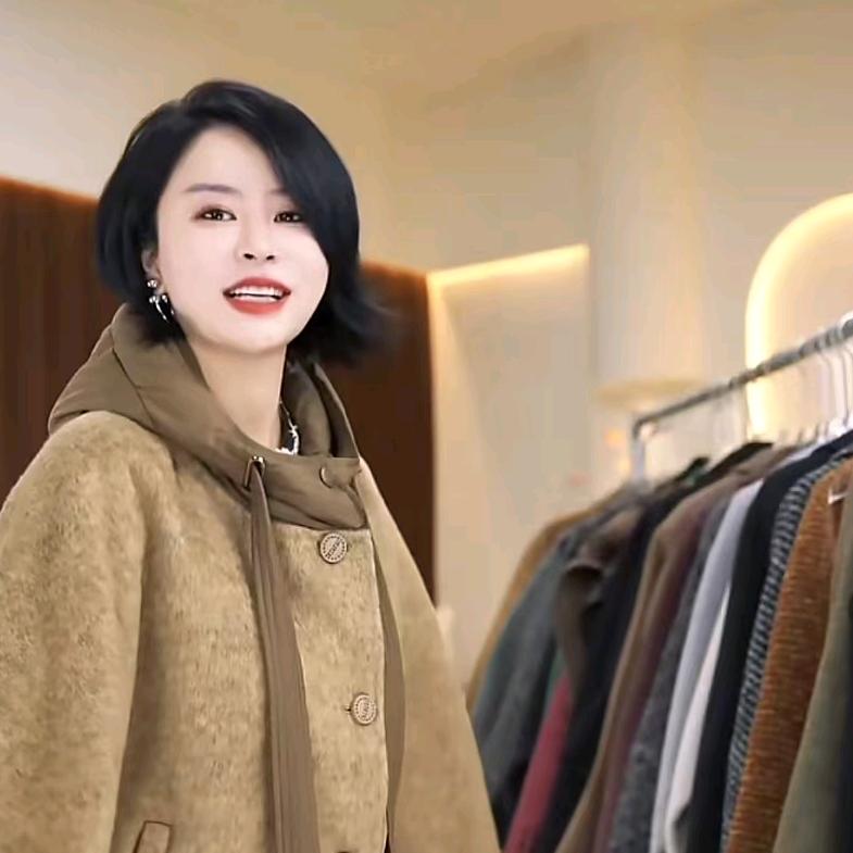 李大美高端羊绒工厂店【穿搭精选】
