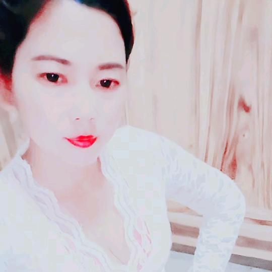 🌾🍁李美美离婚过的女人。