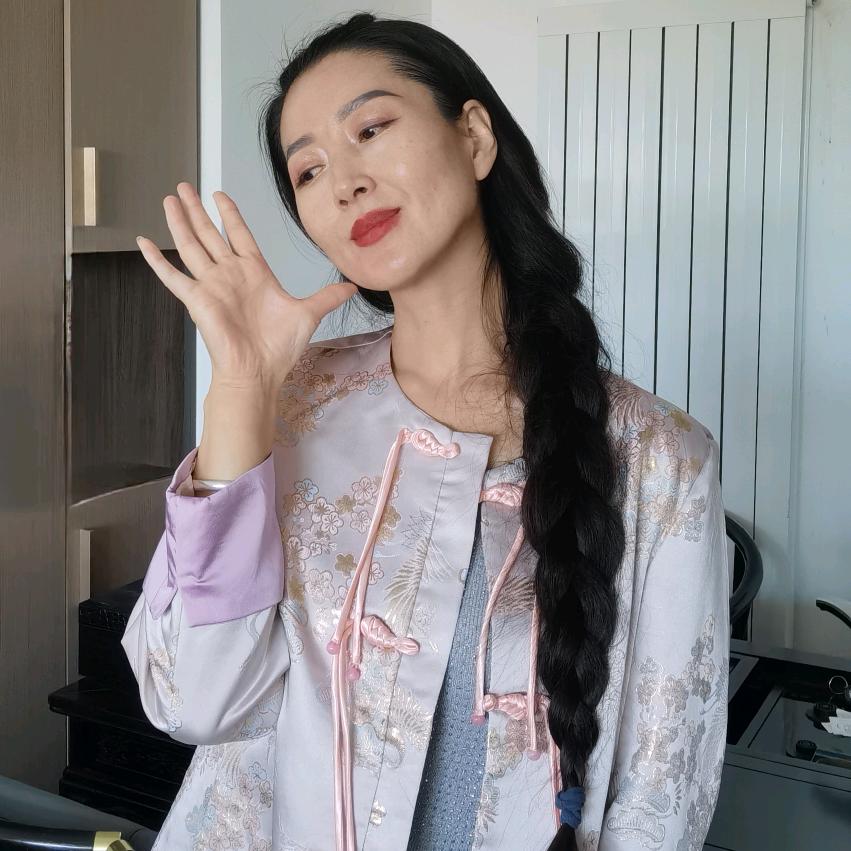 赞檀香