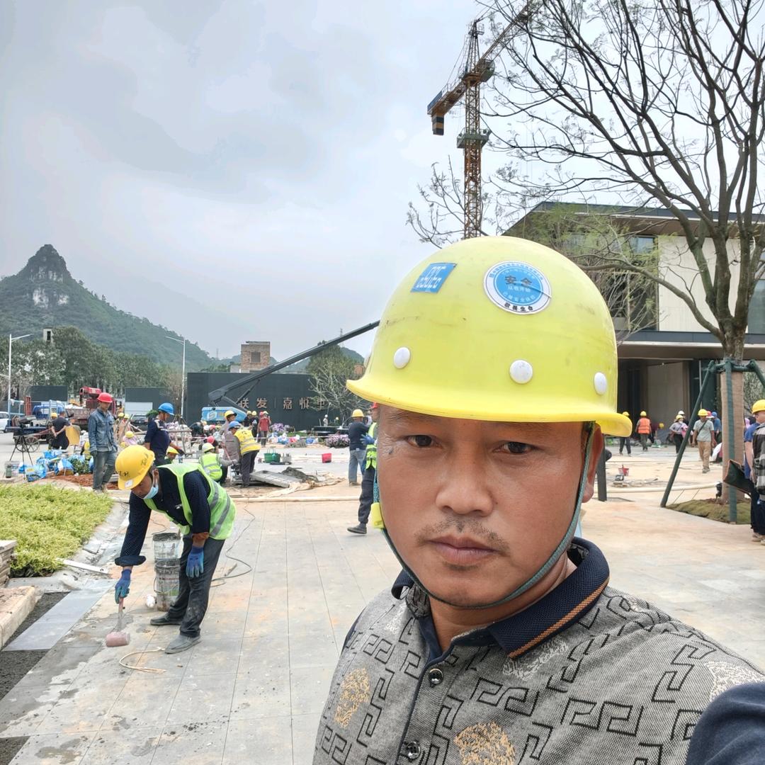 广西胡哥石材地砖装饰(大量上人)