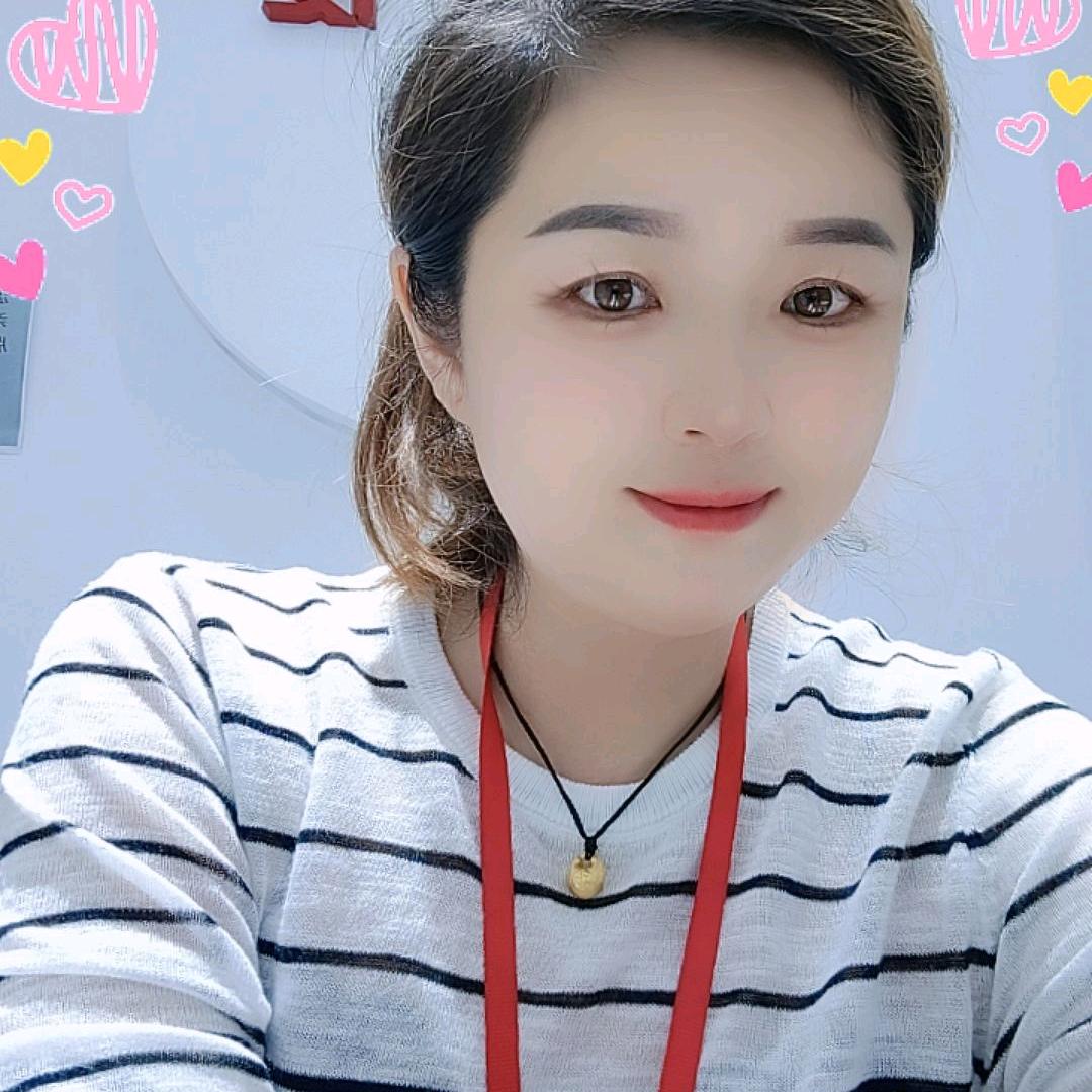 嘿泛泛搭配师。