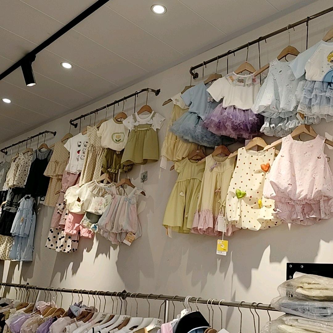 阜南田集任庙（多米童装实体店）
