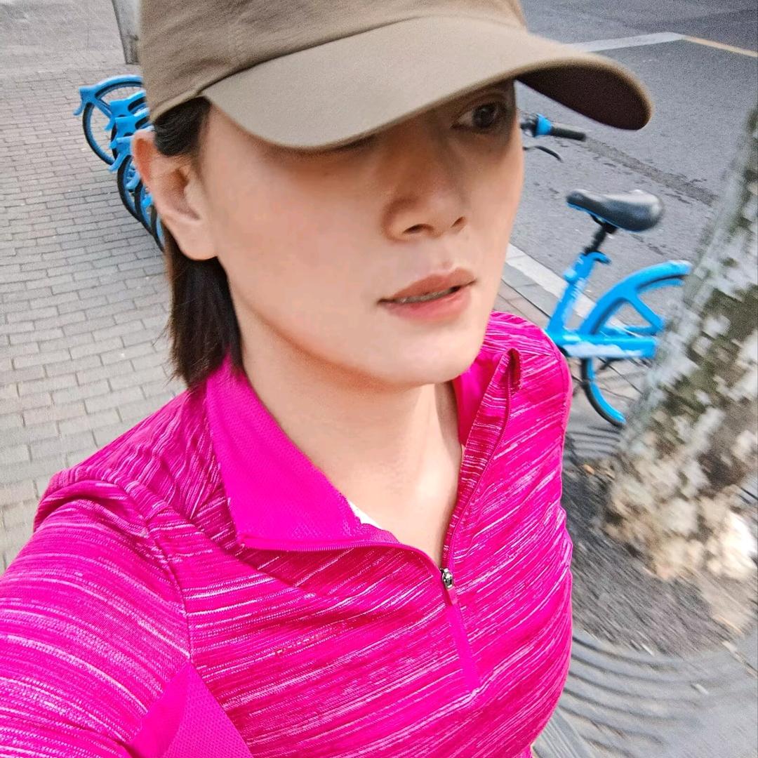 陆玲玲600有点is。