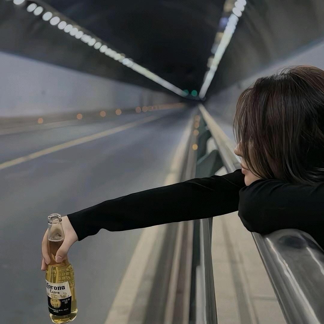 姚怼怼（见过许嵩版）