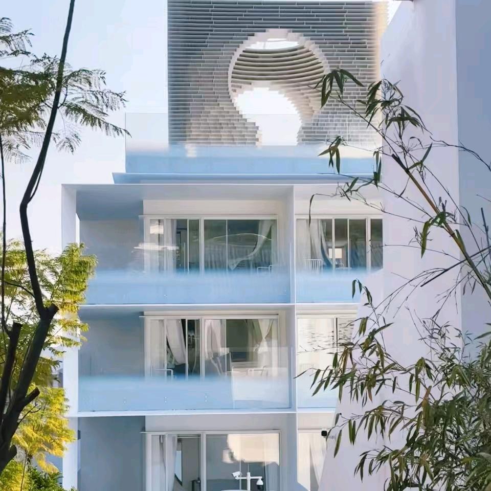 太阳与海酒店