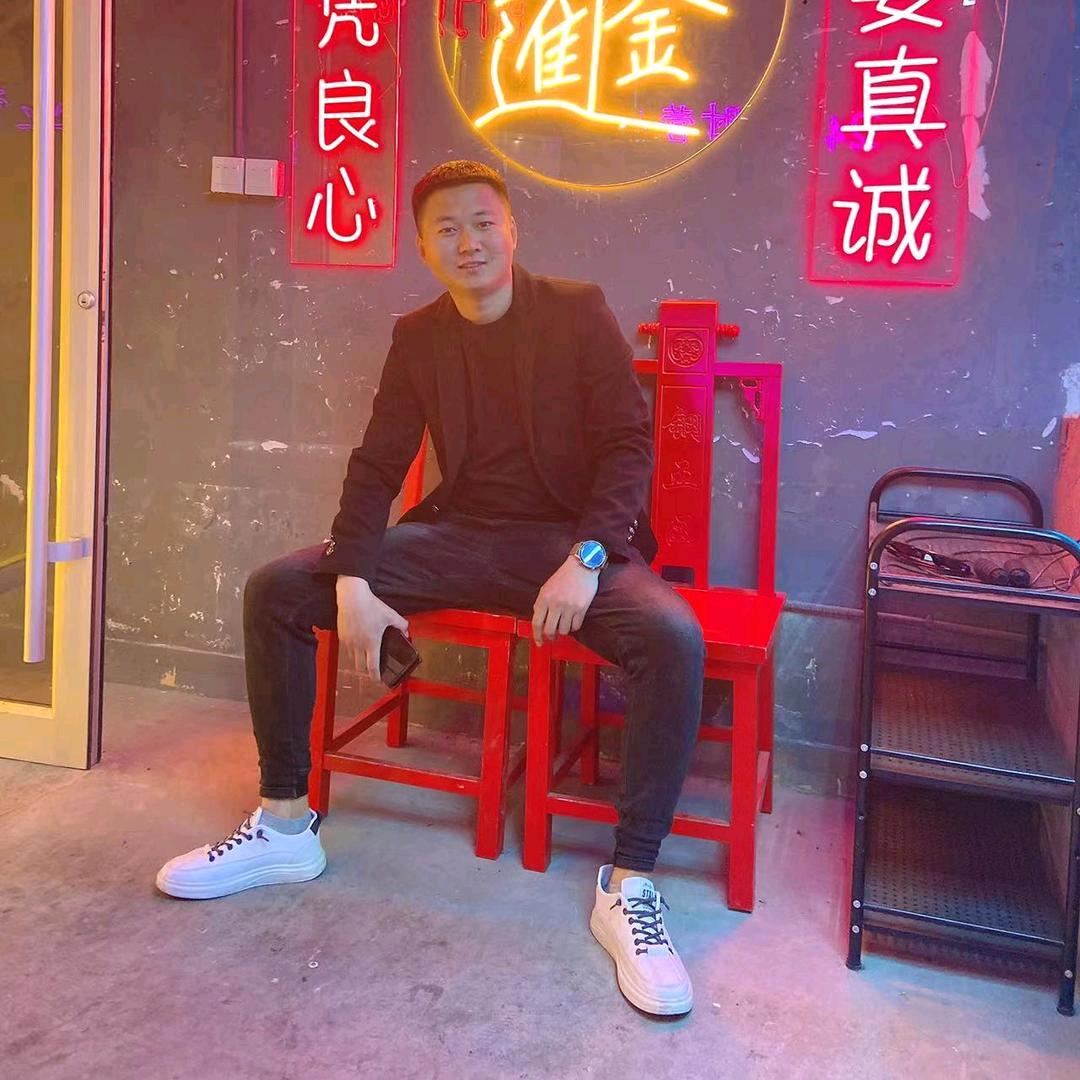 千伟