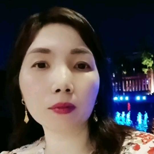 杨英