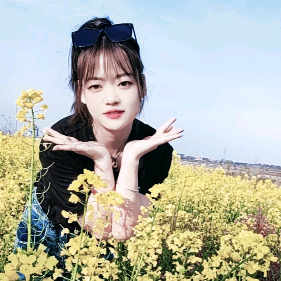 可爱的佳佳吖❤️(请勿连赞)