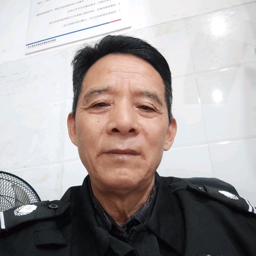 🎿蓝天白云🎧李定云