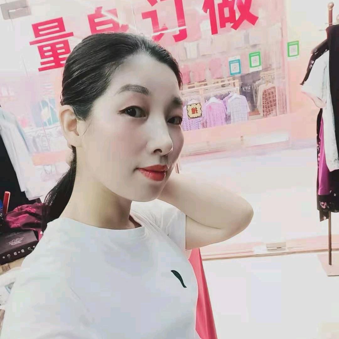 小月月🌹🌹