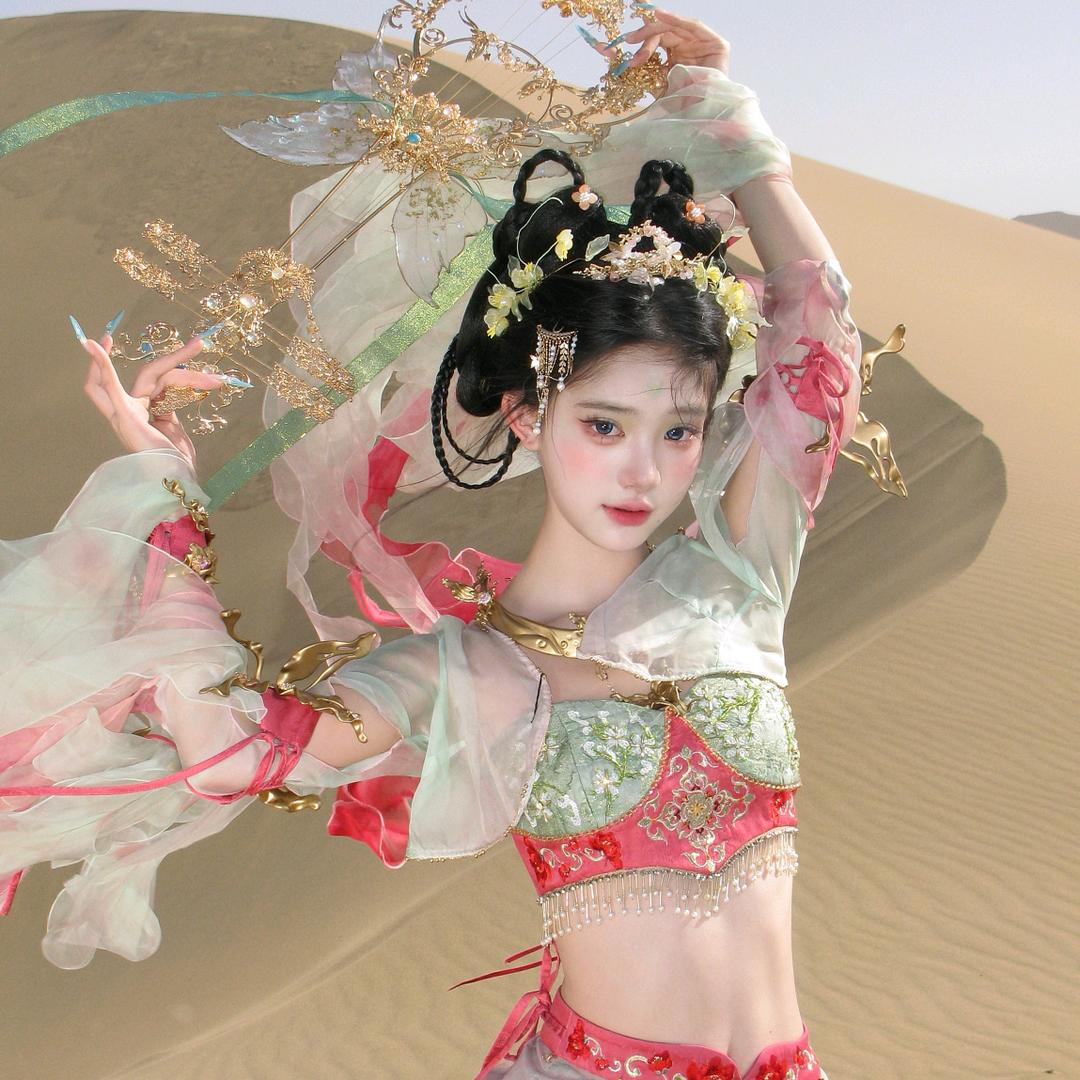 在敦煌的化妆师泉泉