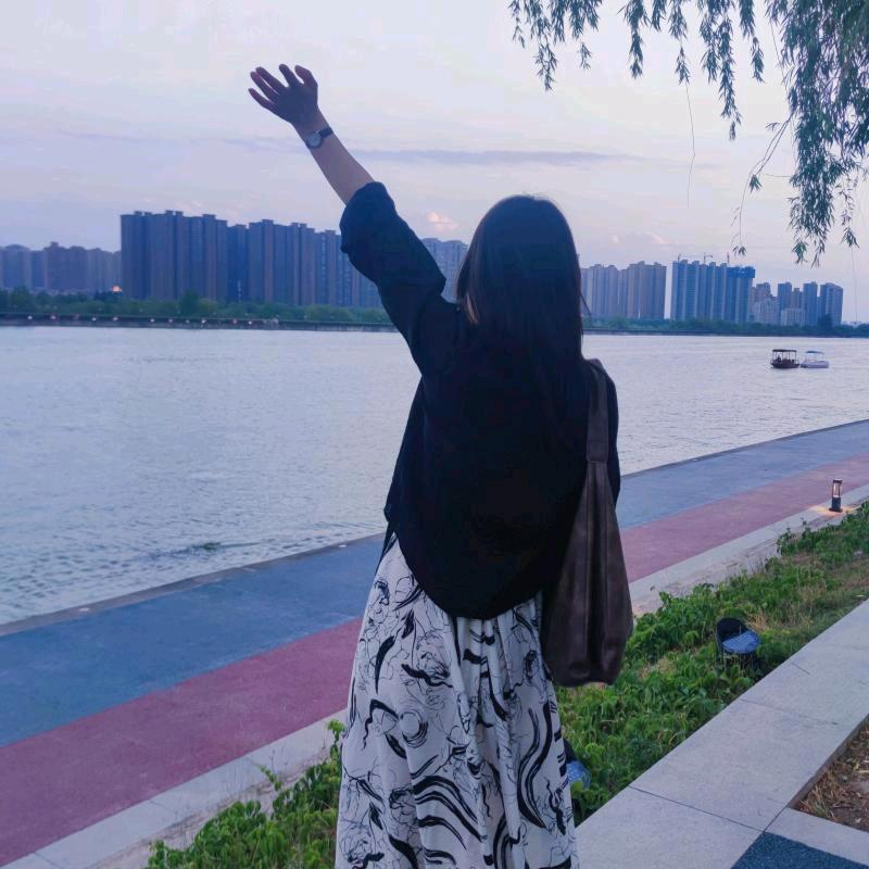 叶子（拒绝连赞）