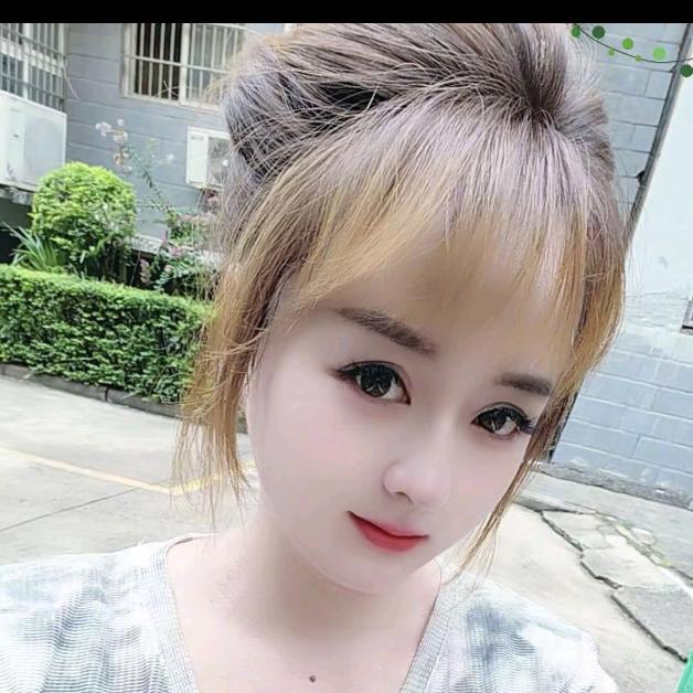 笑笑(9.28生日能不能遇见个大哥？)