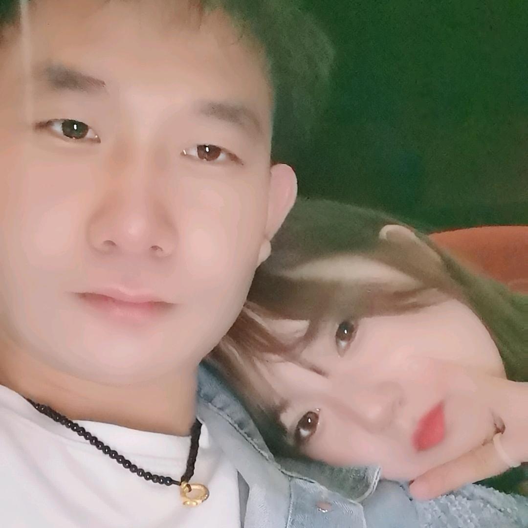 捏捏肥脸😍