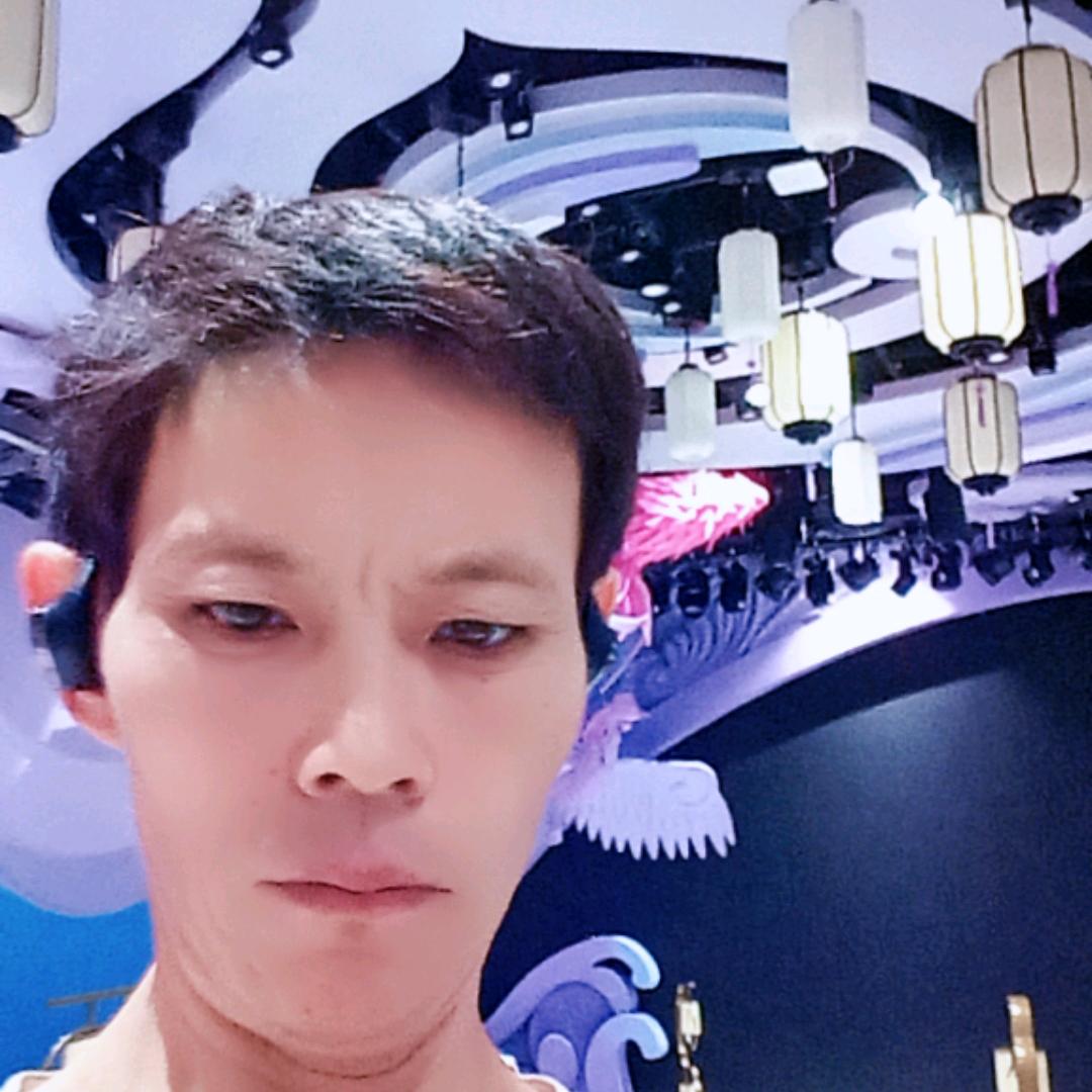 李小天