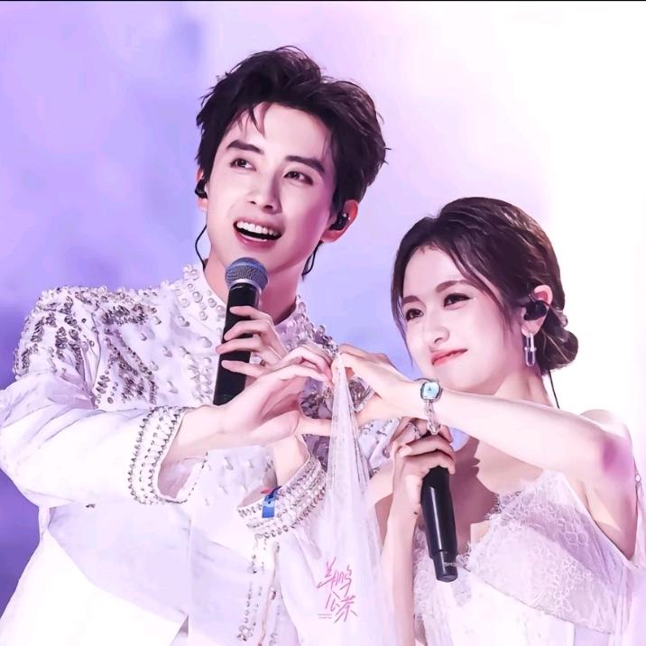 别捏我脸ˡᵃʕ̯•͡˔•̯᷅ʔ