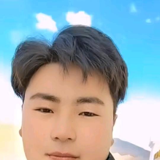 阿旺云旦