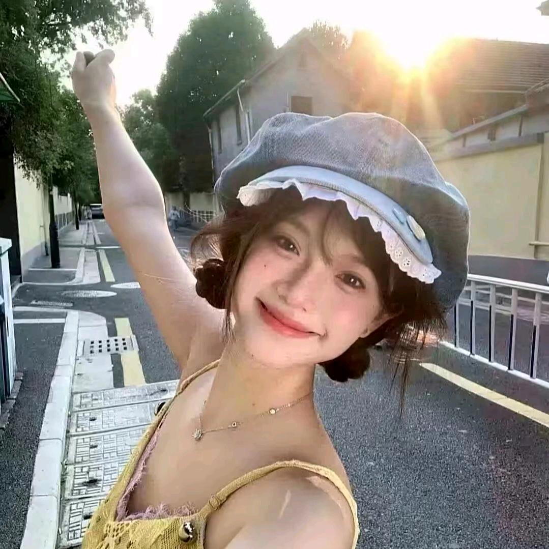 𝙊𝙣𝙡𝙮 𝙤𝙣𝙚