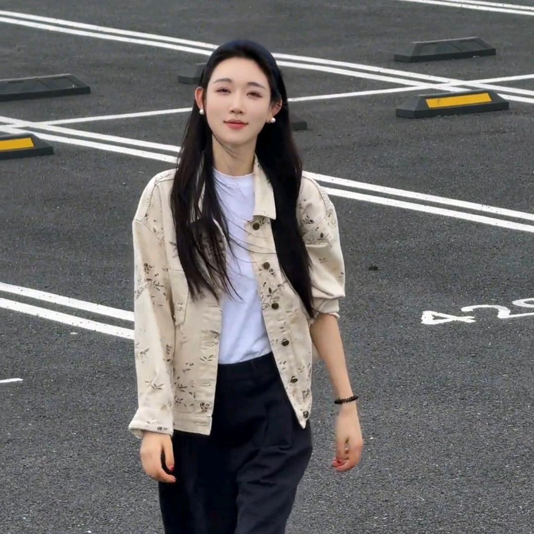 鸥纪儿直播爆款返场