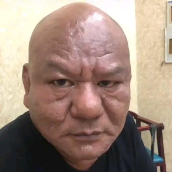 弱小无助害怕网络暴力